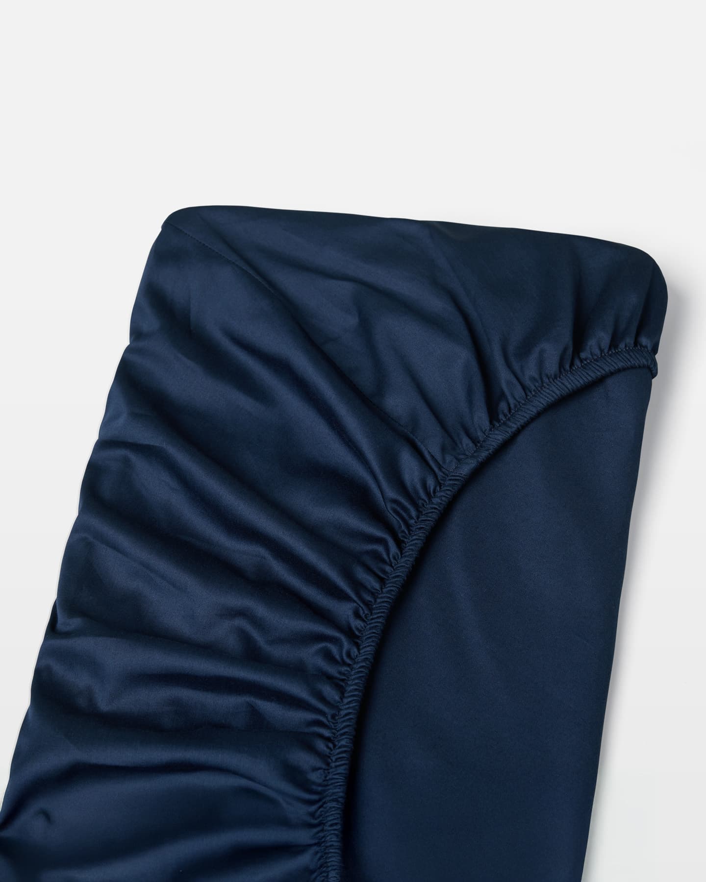 Muotoonommeltu Lakana Lind - Midnight Blue
