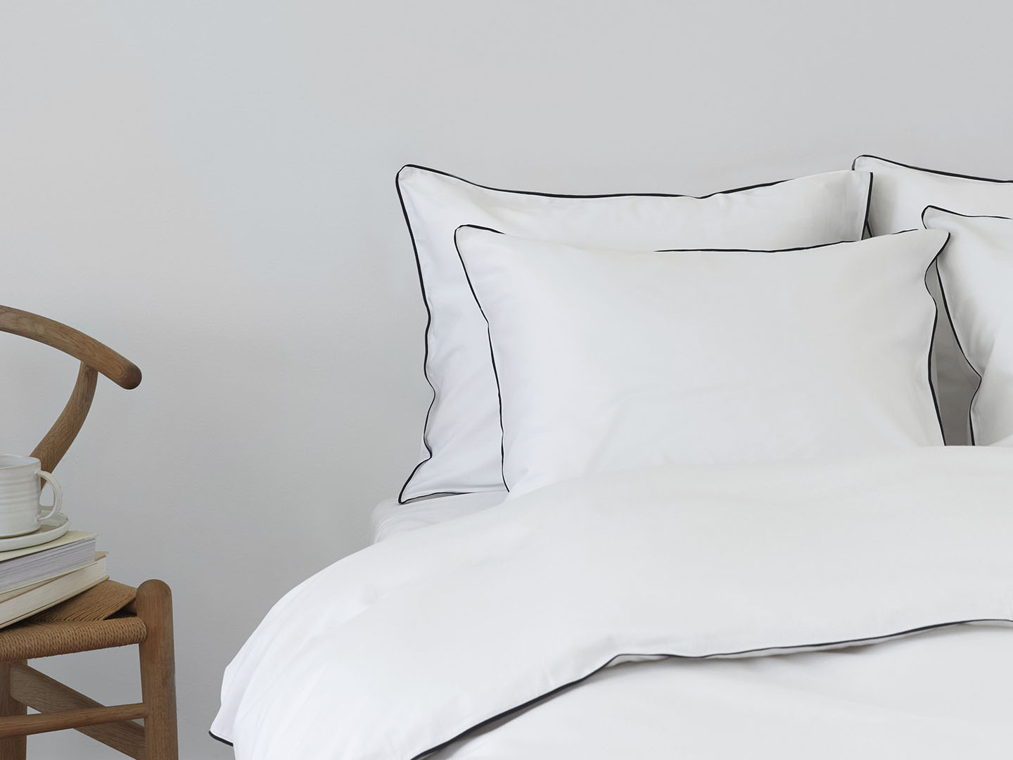 Tyynyliina Strimma - Cloud White