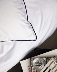 Tyynyliina Strimma - Cloud White Tyynyliina Strimma - Cloud White