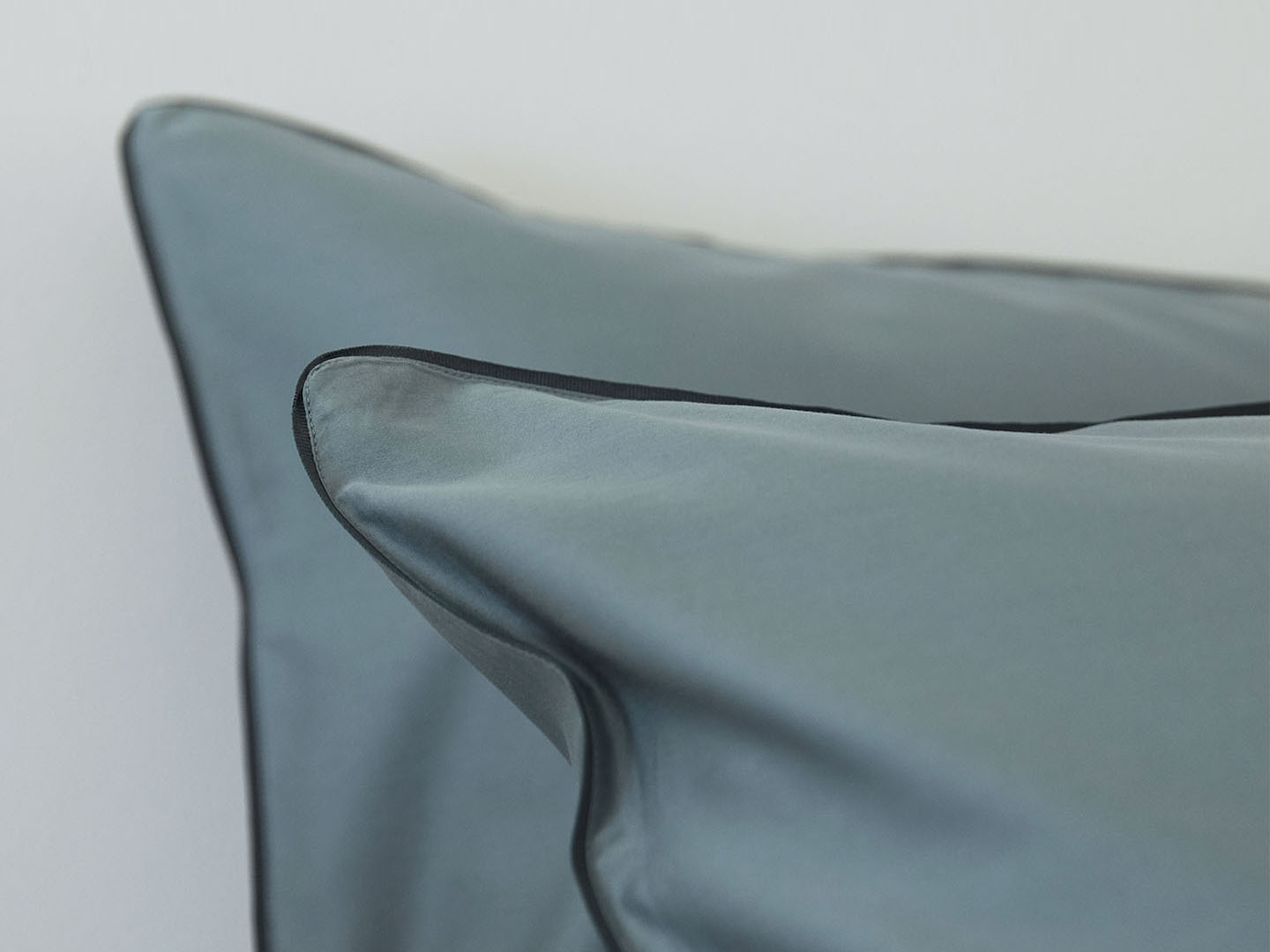 Tyynyliina Strimma - Washed Bottle Green