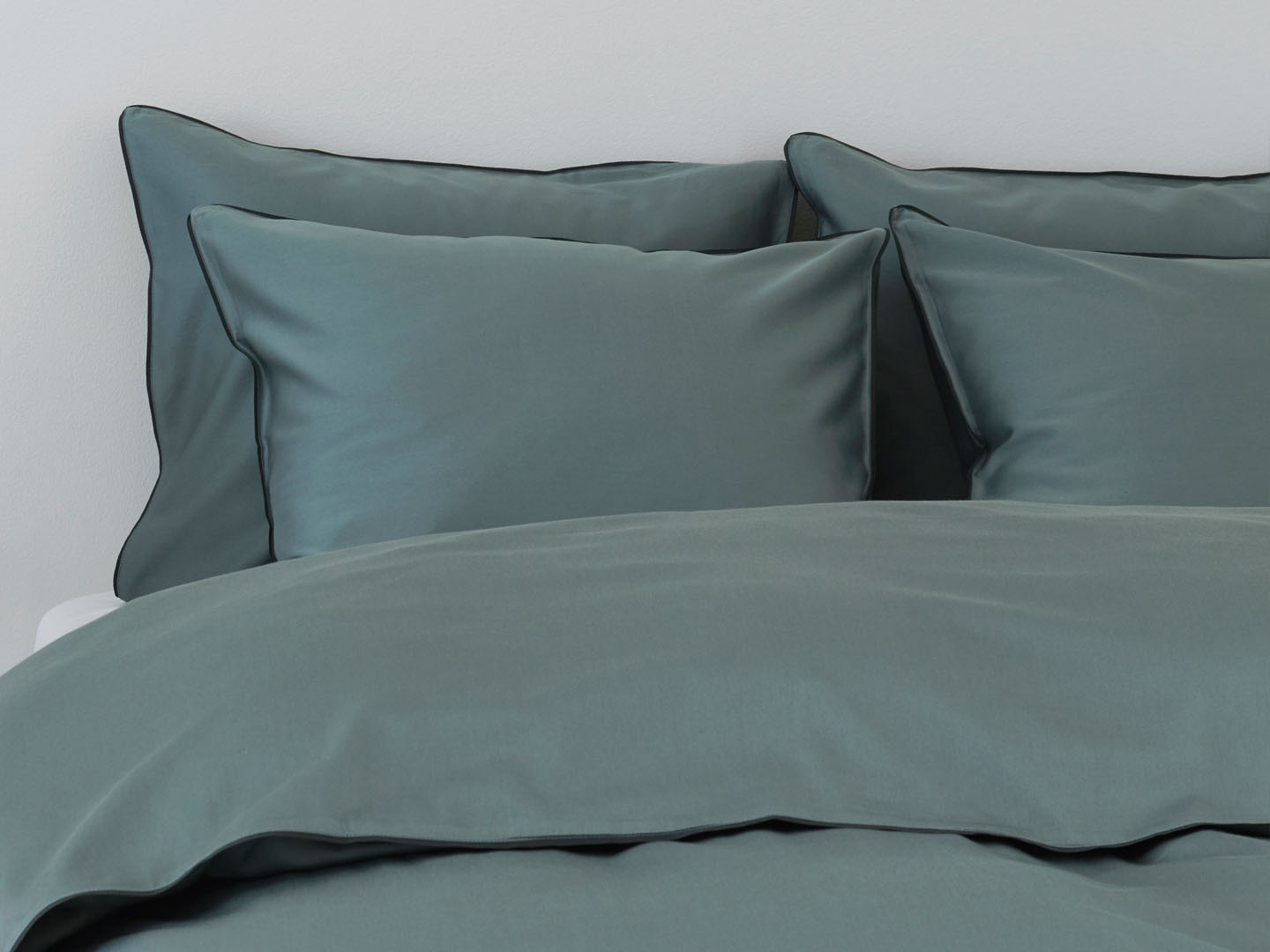 Tyynyliina Strimma - Washed Bottle Green