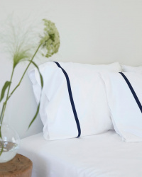 Tyynyliina Gatt - Cloud White Tyynyliina Gatt - Cloud White