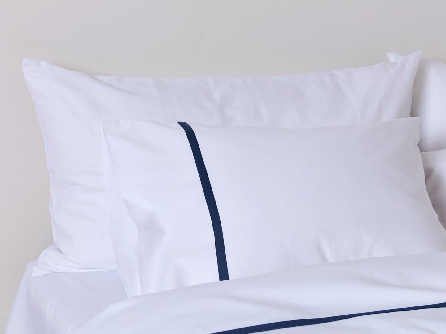 Tyynyliina Fond - Cloud White