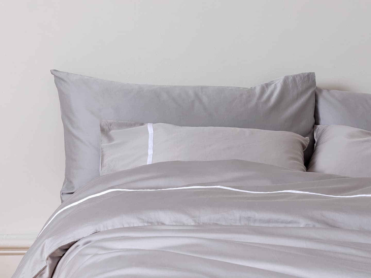 Tyynyliina Fond - Concrete Grey