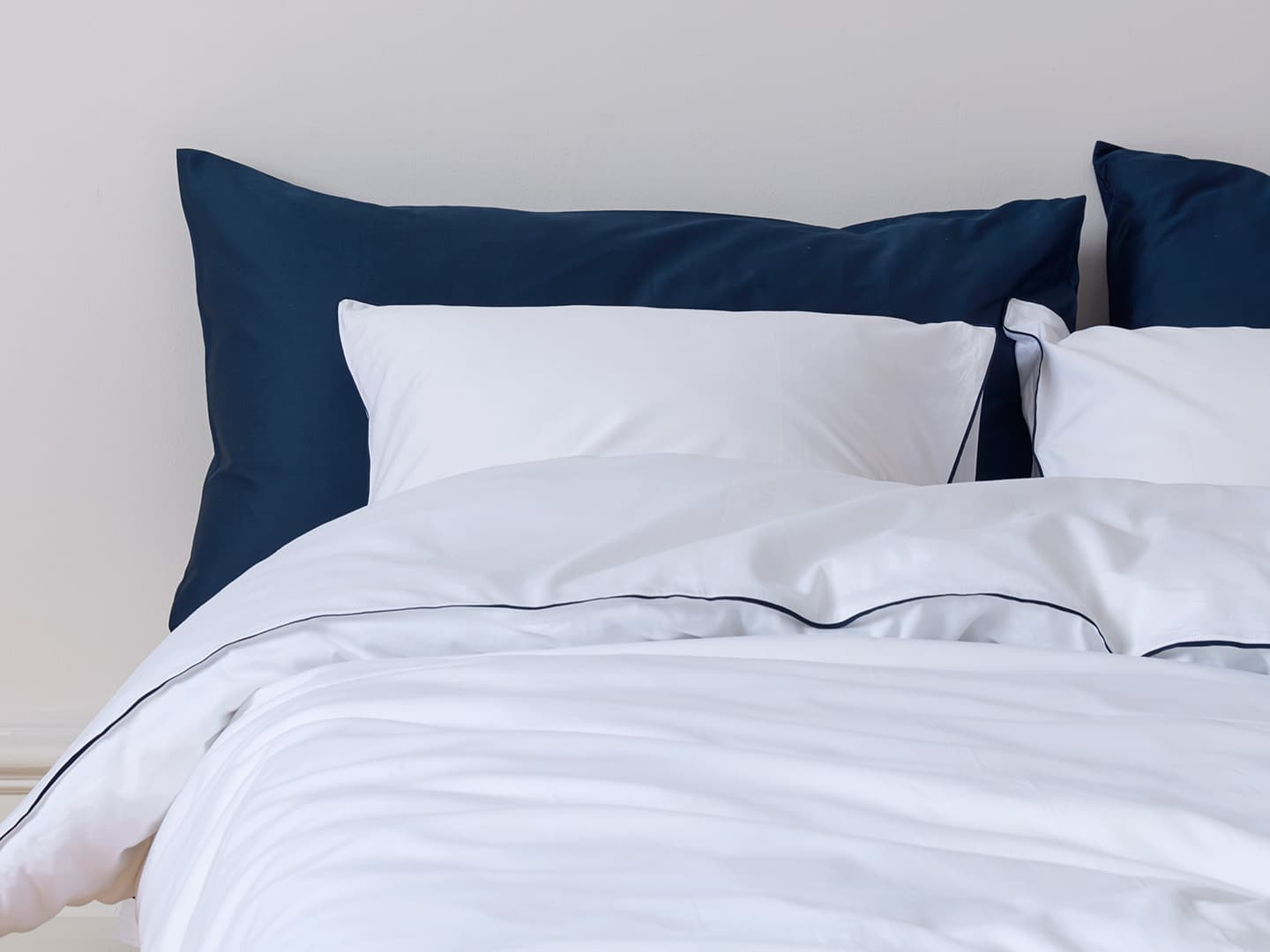 Tyynyliina Fond - Midnight Blue