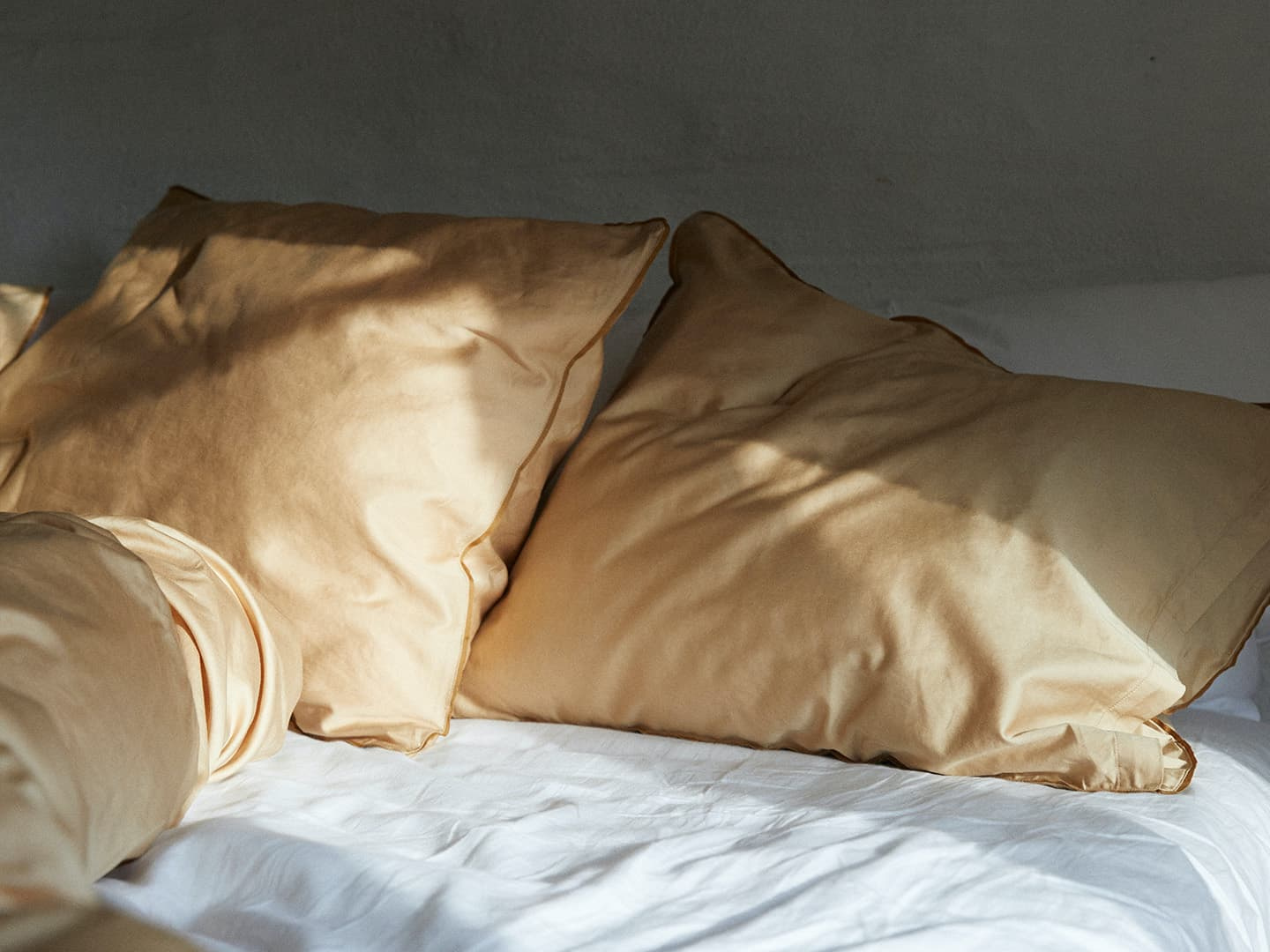 Tyynyliina Strimma - Desert Sand