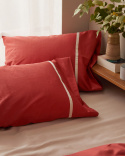 Tyynyliina Gatt - Indian Red