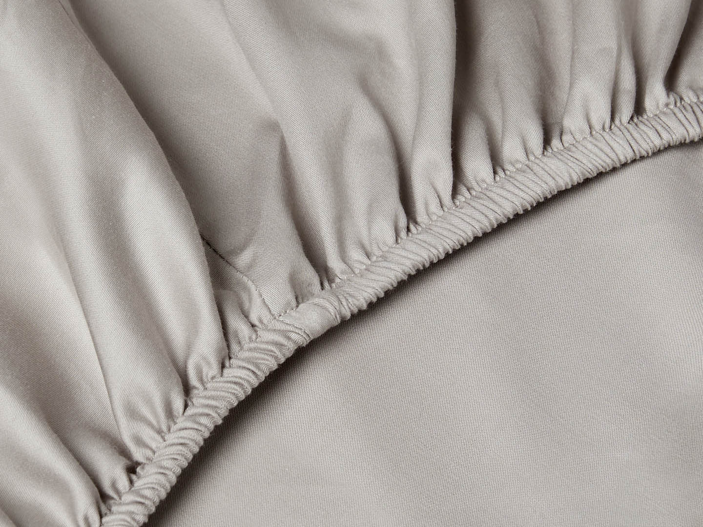 Muotoonommeltu lakana Concrete Grey