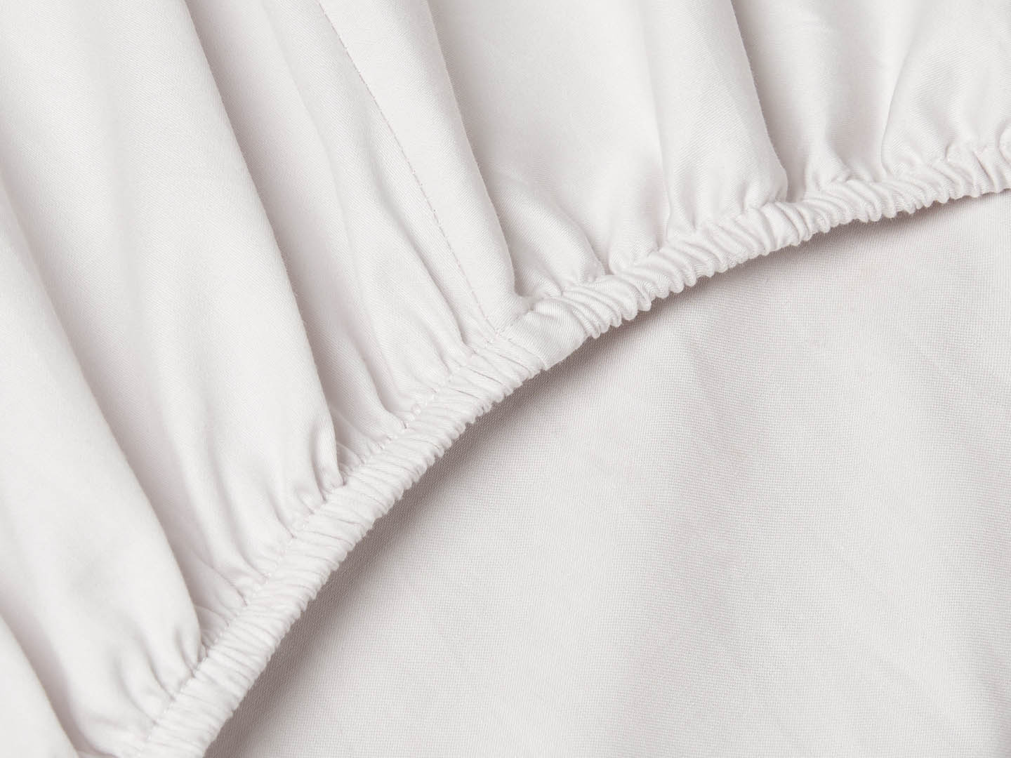 Muotoonommeltu lakana Nejd Percale - Pearl Grey