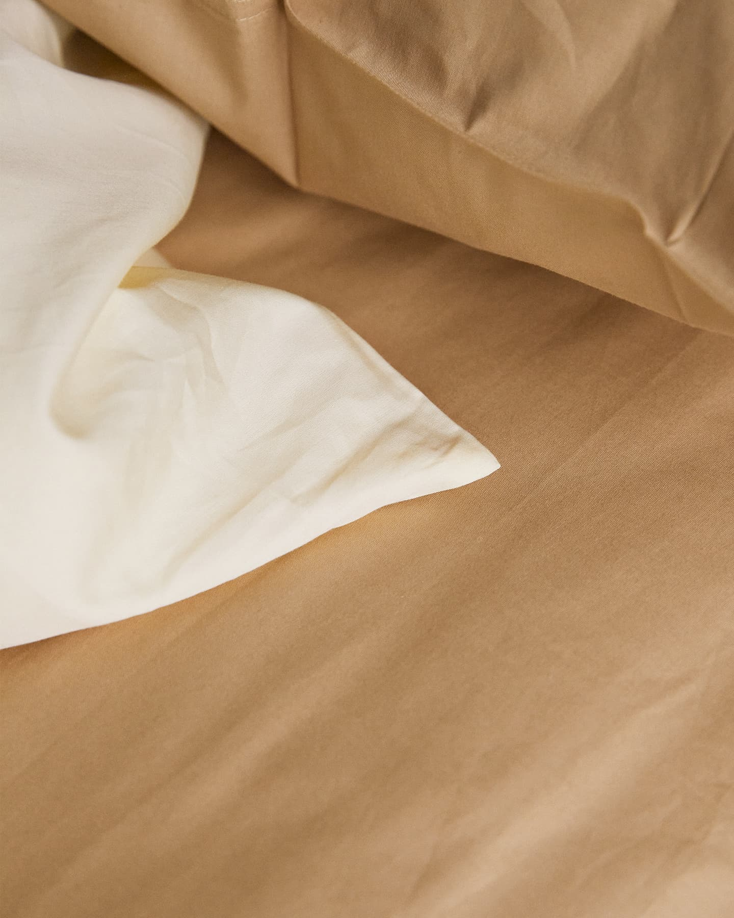 Muotoonommeltu lakana Nejd Percale - Desert Sand