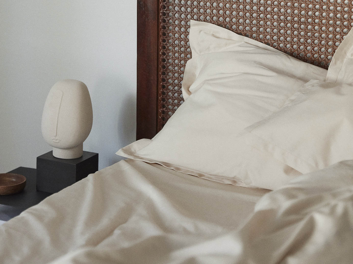 Muotoonommeltu lakana Raw Cotton