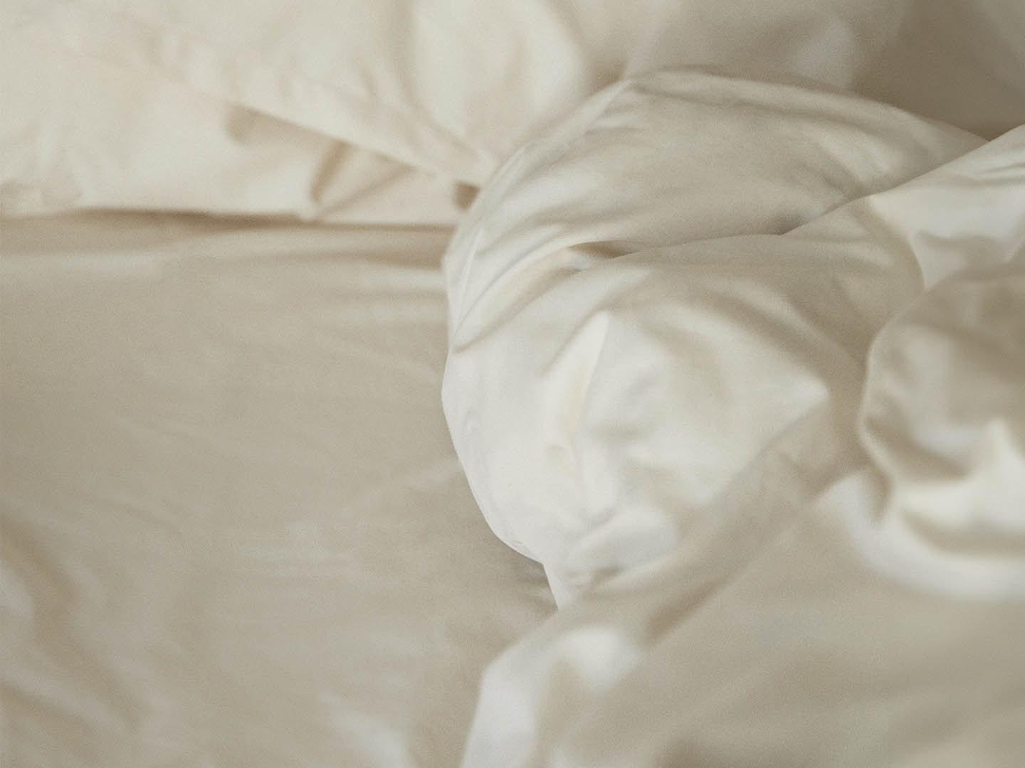 Muotoonommeltu lakana Raw Cotton