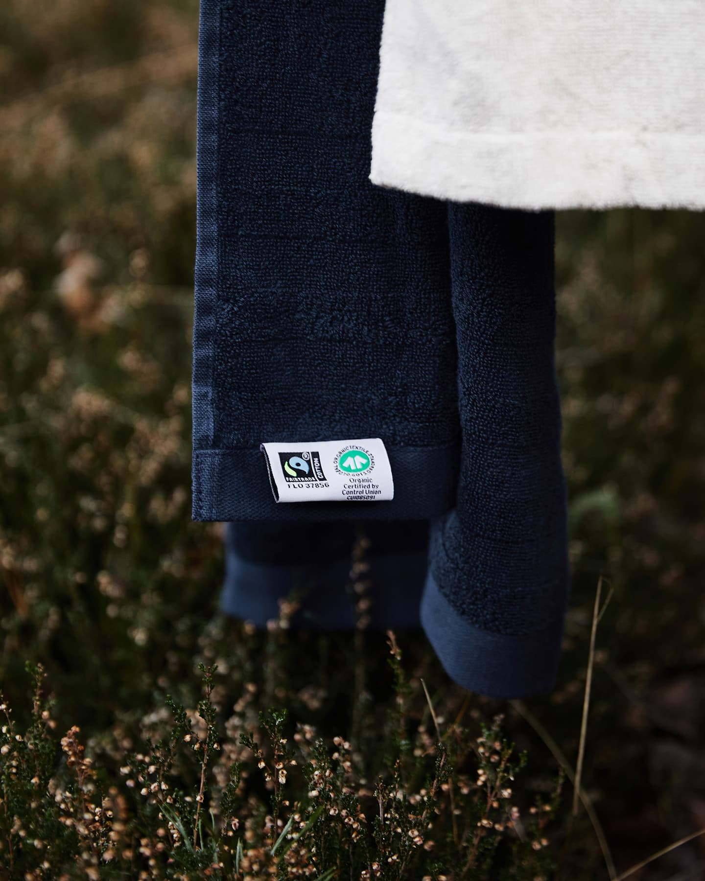 Pyyhe Essens - Midnight Blue