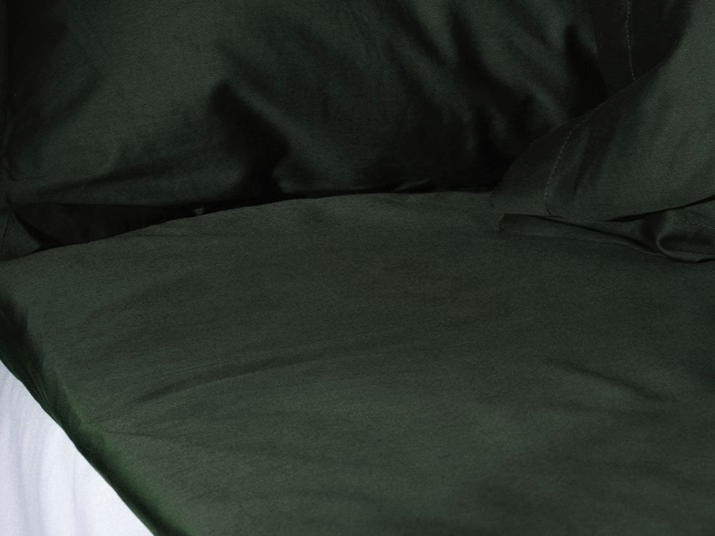 Muotoonommeltu lakana Lind - Forest Green