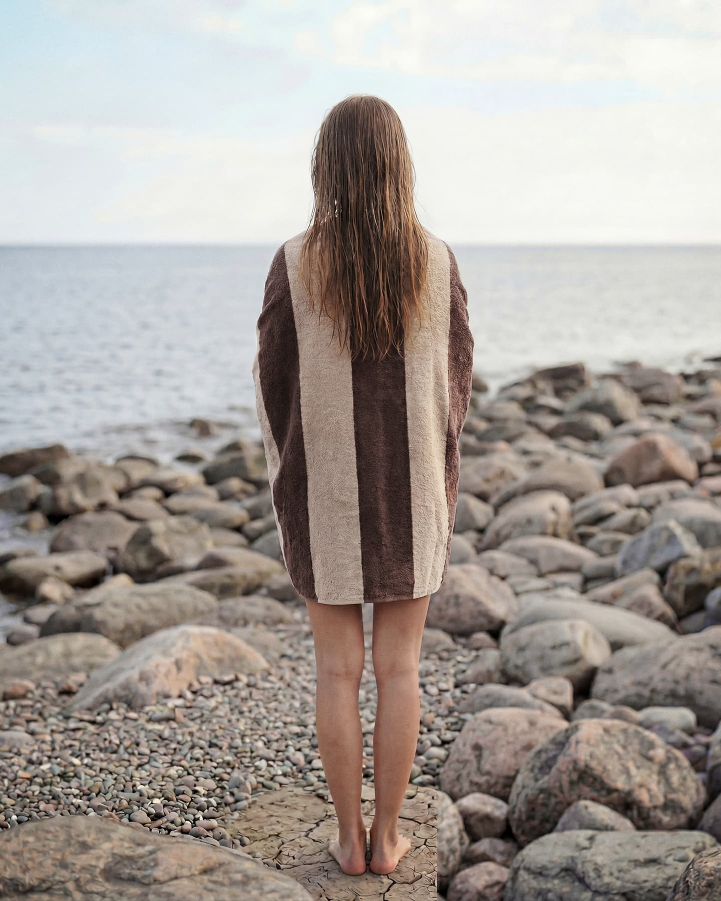 Rantapyyhe Vinda - Seashell Beige / Deep Taupe